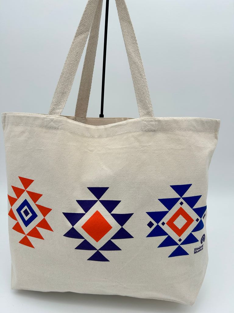 TOTE FANCY TRIANGLES