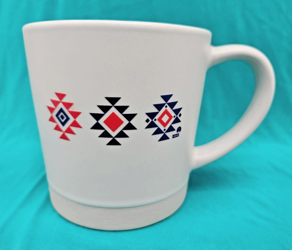 MUG FANCY TRIANGLES