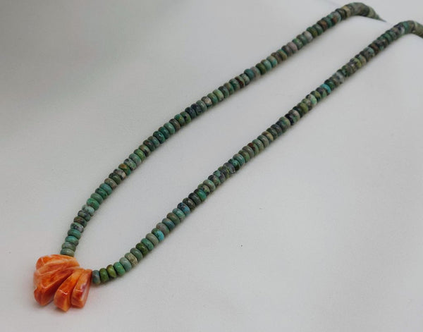 DR2 Chk SM Fan TaIl Necklace