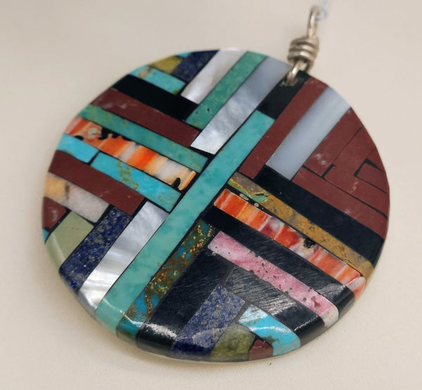 DR2 LG RND MOP Pendant Necklace