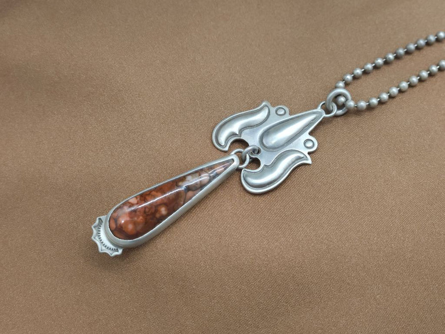 Floral Agate Necklace
